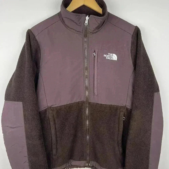 The North Face Men's Fleece-Lined Insulated Jacket - Perfect for Cold Weather - Picture 3 of 6